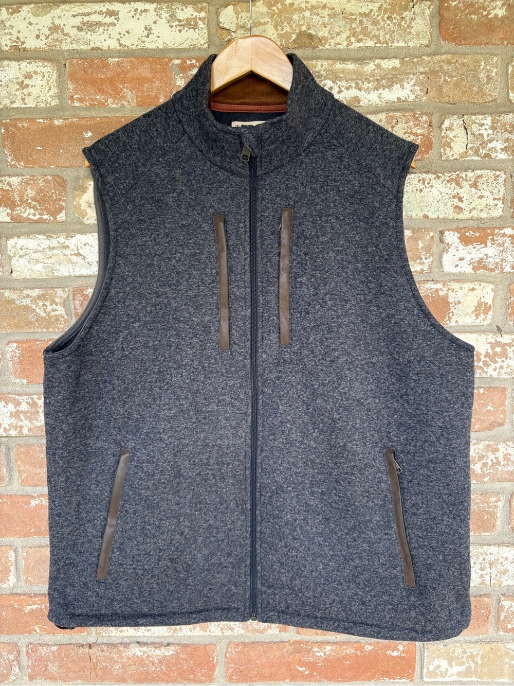 Tom Beckbe Fleece Vest Mens XL Gray Full Zip Outdoor Hiking Preppy Office